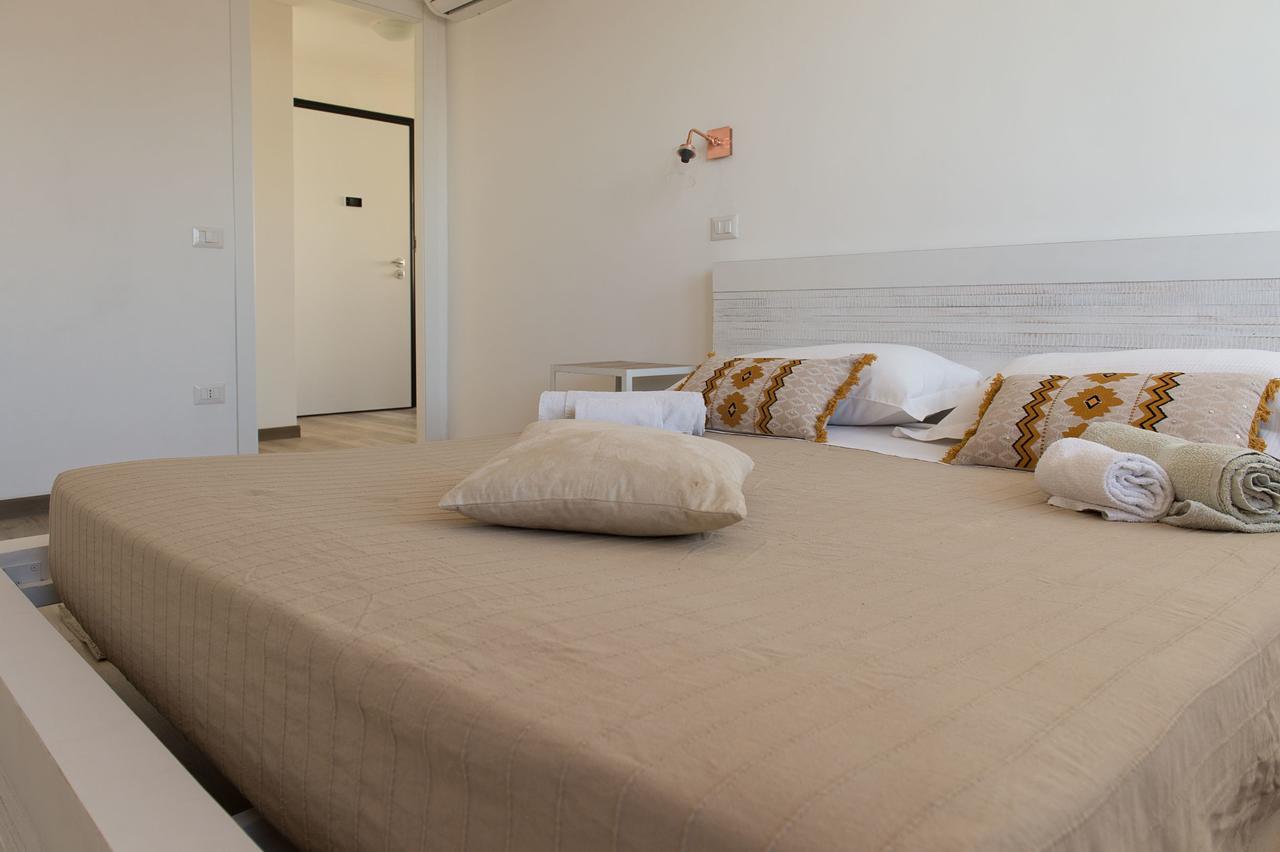 Ostia Holiday Mykonos Bagian luar foto